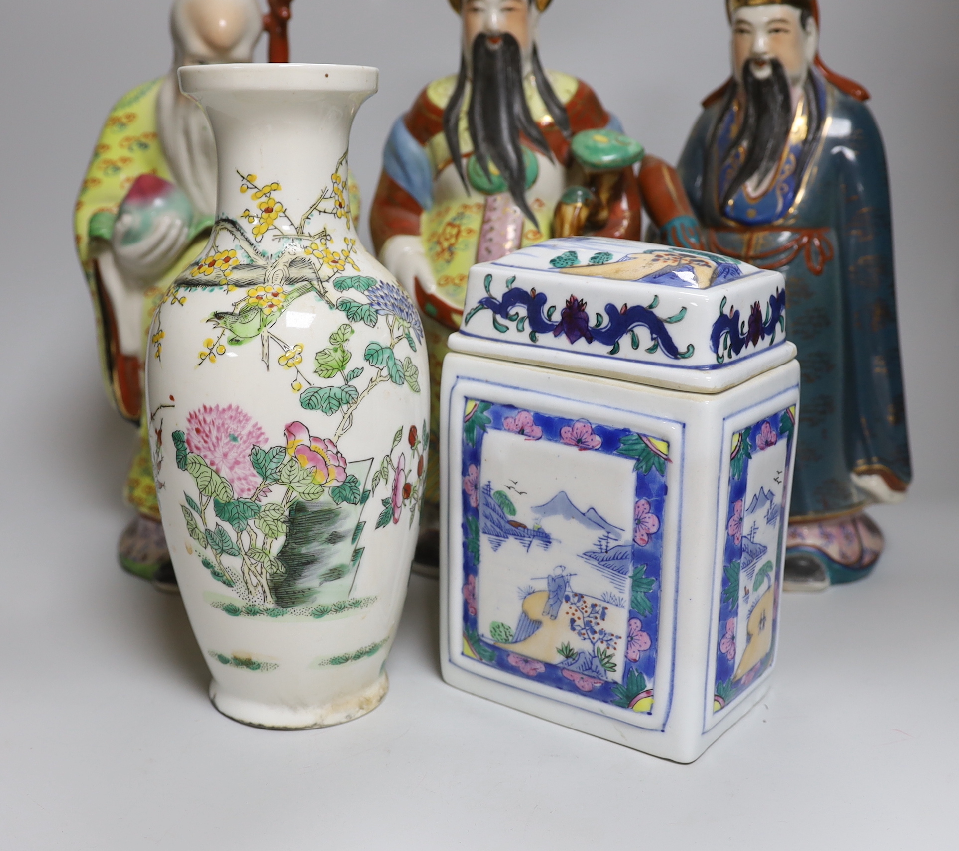 A quantity of 20th century Chinese ceramics. Tallest 31cm